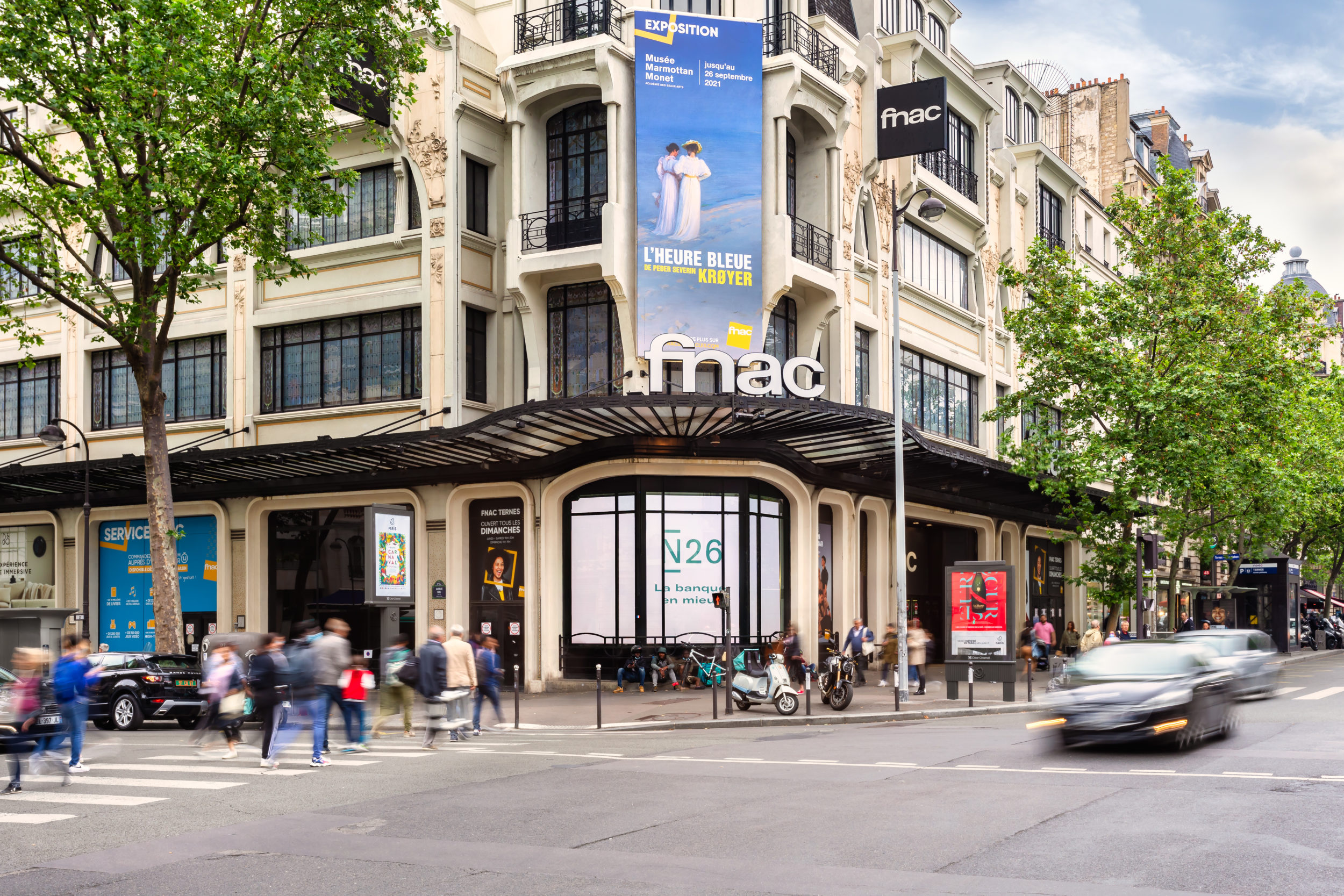 Retailink Fnac Darty N26 publicité DOOH XXL Fnac Ternes