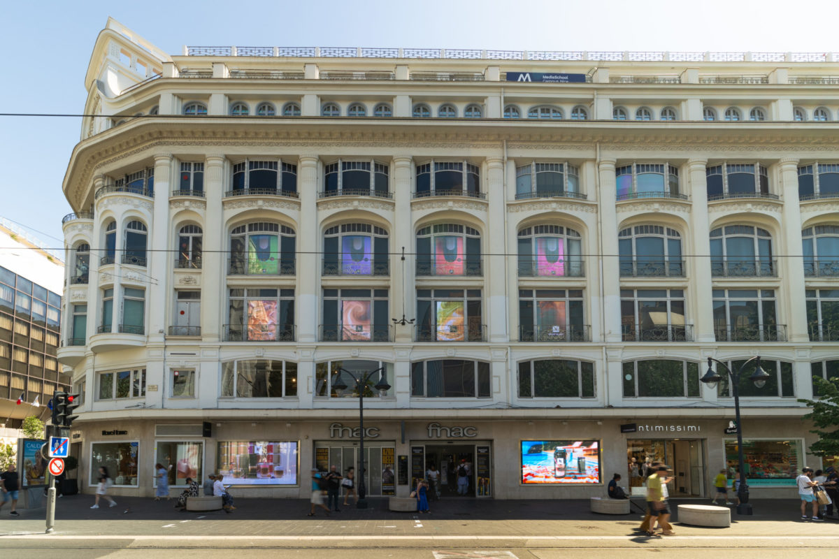 Retailink Fnac Darty OOH DOOH Retail Media Nespresso Fnac Nice